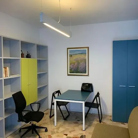 Apartment Cozy 1-room In Giambellino Milan